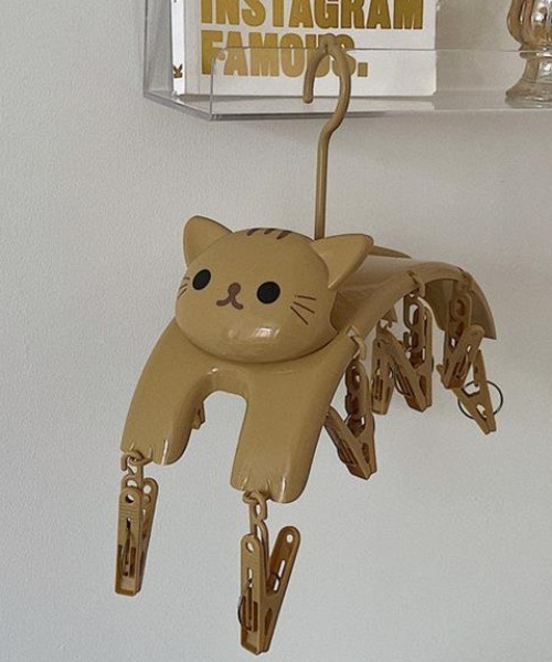 Made in I（メイドインアイ）の「キャットピンチハンガー（ランドリーグッズ・レディース・ベージュ・FREE）」の2枚目の写真