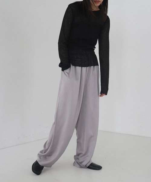 hellam(へラム)の「サテンコクーンパンツ(その他パンツ・レディース・アイボリー/ブラック/グレー/グリーン・FREE)」の17枚目の写真