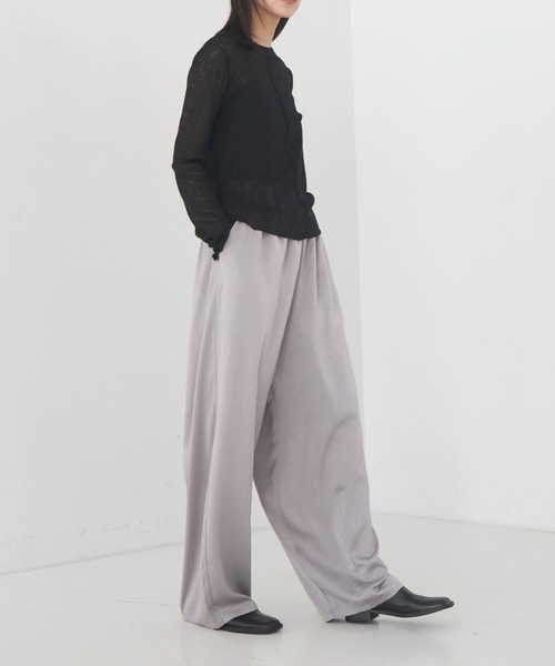 hellam(へラム)の「サテンコクーンパンツ(その他パンツ・レディース・アイボリー/ブラック/グレー/グリーン・FREE)」の18枚目の写真