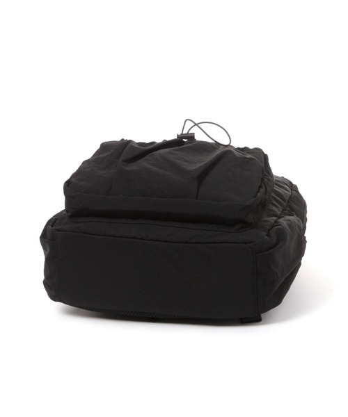 studio CLIP(スタディオクリップ)の「【軽量】からだよろこぶ軽らくリュックサック(バックパック/リュック・レディース・ブラック/ベージュ・FREE)」の11枚目の写真