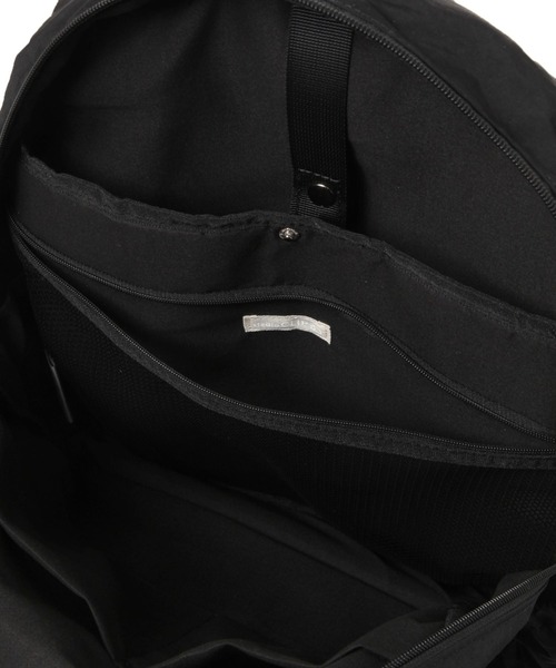 studio CLIP(スタディオクリップ)の「【軽量】からだよろこぶ軽らくリュックサック(バックパック/リュック・レディース・ブラック/ベージュ・FREE)」の21枚目の写真