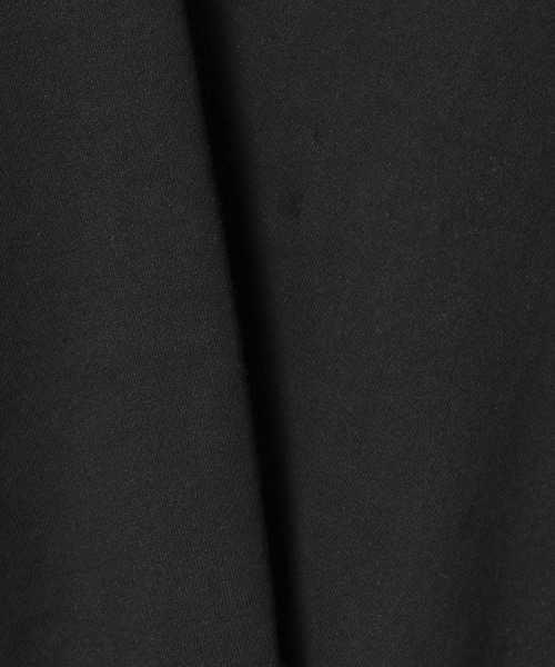 mysty woman(ミスティウーマン)の「ミニ裏毛ラガーシャツ 327833(ポロシャツ・レディース・アイボリー/ブラック/グレイッシュベージュ・FREE)」の20枚目の写真