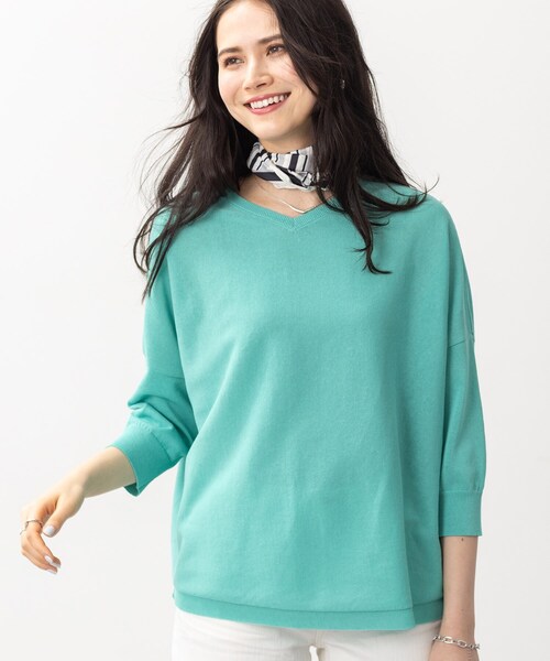 INDIVI（インディヴィ）の「【洗える】コットンリネン ドルマンニット（ニット/セーター・レディース・ナチュラル/ブラック/グリーン/ホワイト・38/34/15 /13/05）」の4枚目の写真