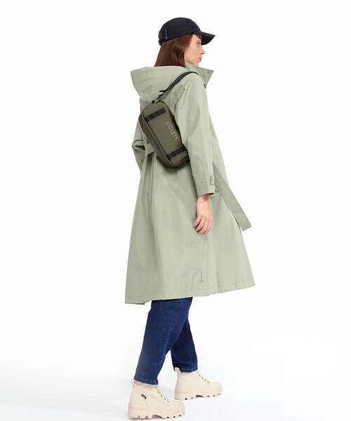 AIGLE（エーグル）の「撥水 耐水コーティングナイロン バムバッグ ボディバッグ ショルダーバッグ（ボディバッグ/ウエストポーチ・レディース・モスグリーン/ブラック・FREE）」の22枚目の写真