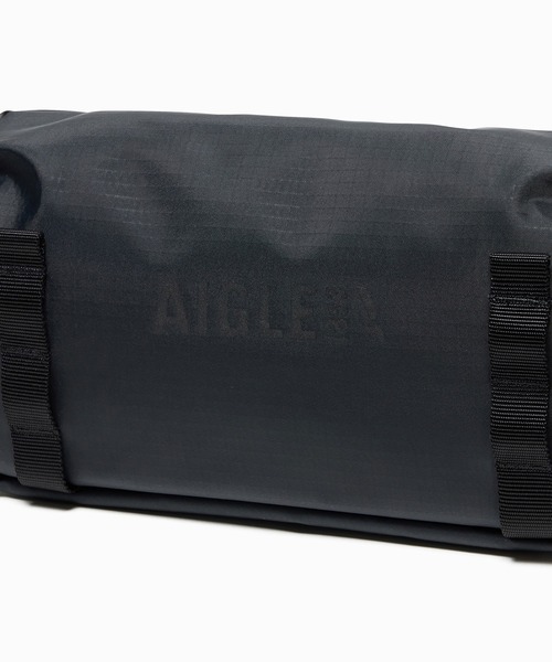 AIGLE（エーグル）の「撥水 耐水コーティングナイロン バムバッグ ボディバッグ ショルダーバッグ（ボディバッグ/ウエストポーチ・レディース・モスグリーン/ブラック・FREE）」の11枚目の写真