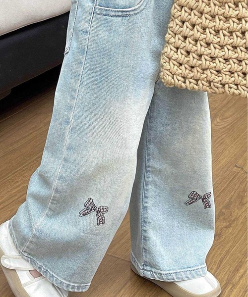 aimoha（アイモハ）の「【aimoha-KIDS-】リボン刺繍デニムパンツ（デニムパンツ・キッズ・ブルー・90/100/110/120/130）」の8枚目の写真