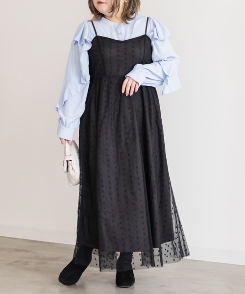 CLETTE(クレット)の「フラワーチュールキャミワンピース(ワンピース・レディース・チャコールグレー/グレイッシュベージュ/ライトベージュ・3L/LL/4L)」の1枚目の写真