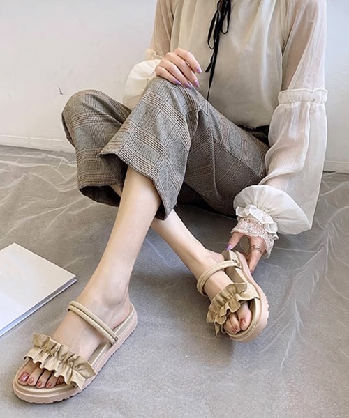 Miniministore(ミニミニストア)の「2WAY厚底サンダル フリルサンダル美脚(サンダル・レディース・ベージュ/ブラック・24.5cm/24.0cm/23.5cm/23.0cm/22.5cm)」の16枚目の写真