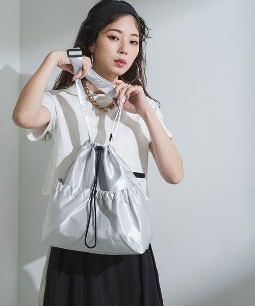 【完売必至】バレンシアガ■レオポルダサテンショルダーバッグ サテンドロストリングショルダーバッグ(ショルダーバッグ