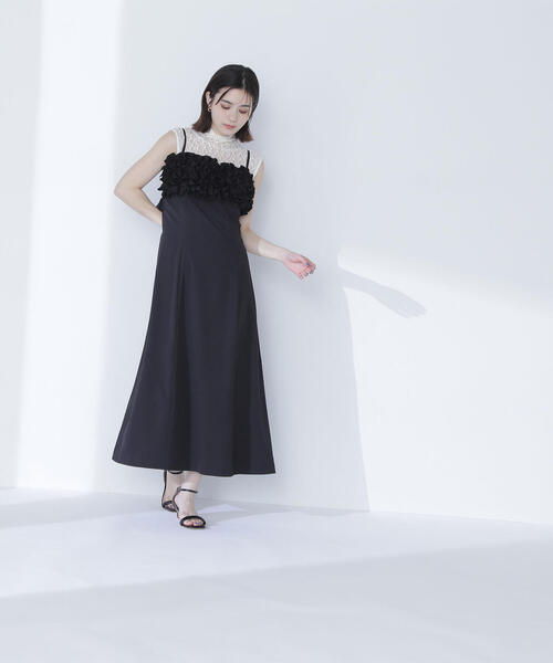 フロントフリルが可愛いベージュフリルワンピ Lace Ladies スタンドフリル襟 長袖ワンピース 襟フリル