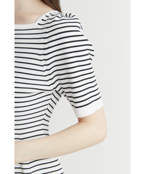 【CELFORD】スクエアネックペプラムニットプルオーバー CELFORD（セルフォード）の「スクエアネックペプラムニットプル