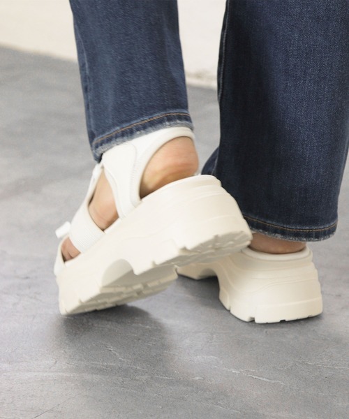 SOROTTO(ソロット)の「軽量!スポーティーサンダル(サンダル・レディース・ブラック/ベージュ/アイボリー・LL/S/M/L)」の18枚目の写真