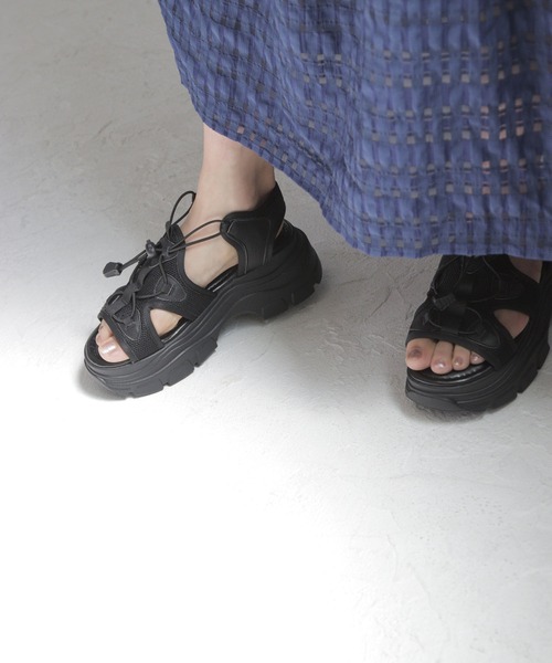 SOROTTO(ソロット)の「軽量!スポーティーサンダル(サンダル・レディース・ブラック/ベージュ/アイボリー・LL/S/M/L)」の7枚目の写真