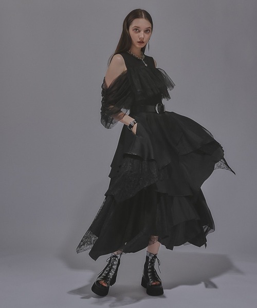 HARE(ハレ)の「オフショルデザインノースリーブトップス(HARE)(Tシャツ/カットソー・レディース・ブラック/ネイビー・FREE)」の4枚目の写真