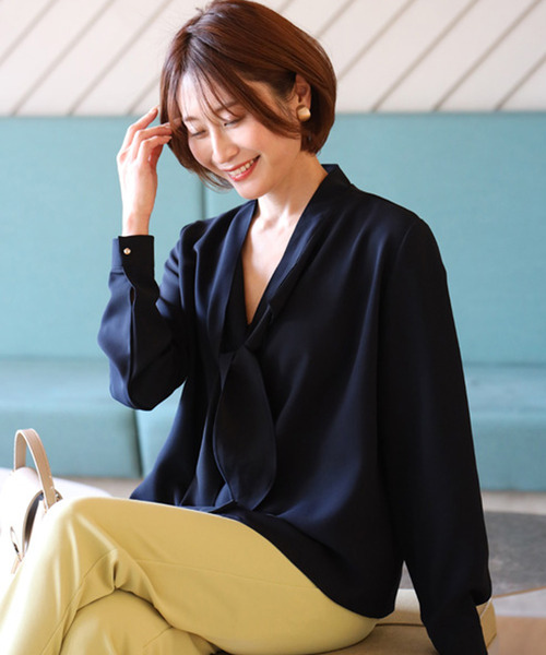 ブラウス シャツ 女性らしい軽やかボウタイお仕事コーデ7選 レディース 女性らしい軽やかボウタイお仕事コーデ7選（シャツ/ブラウス