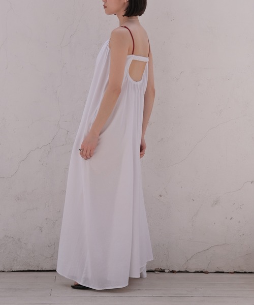 AKTE(アクテ)の「カラーストラップキャミソールワンピース(ワンピース・レディース・ホワイト/レッド/ブラック・FREE/TALL)」の12枚目の写真