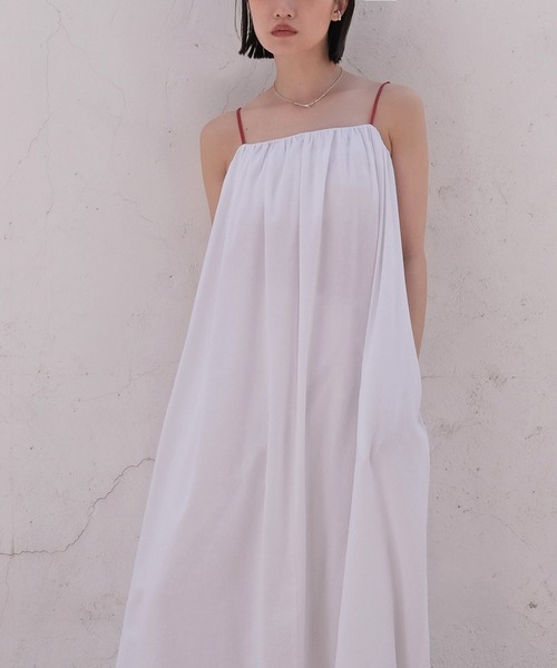 AKTE(アクテ)の「カラーストラップキャミソールワンピース(ワンピース・レディース・ホワイト/レッド/ブラック・FREE/TALL)」の14枚目の写真