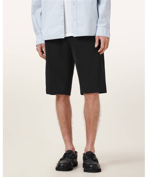 ALLSAINTS(オールセインツ)の「BAY TAILORED SHORTS | BAY テーラード ショーツ(その他パンツ・メンズ・ブラック・30/28/32/31)」の2枚目の写真