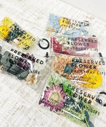 MILLION CARATS（ミリオンカラッツ）の「花の彩りをバッグに忍ばせて。贈ってうれしい、もらってうれしい持ち歩けるフラワークリアポーチ（キーホルダー）」