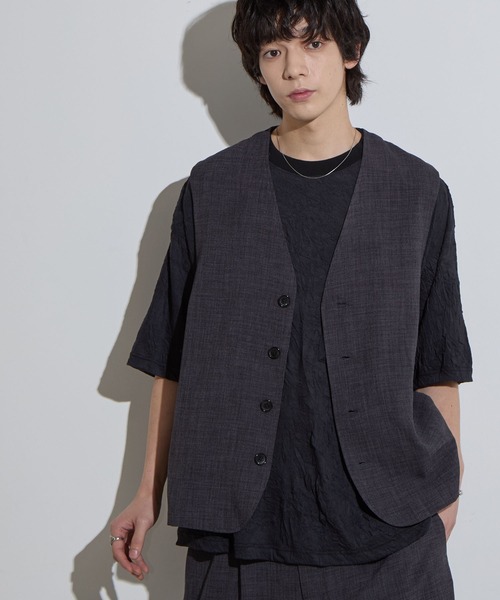 SLICK（スリック）の「【SLICK/スリック】Reflax Canvas Vest / リフラックスキャンバスベスト/ セットアップ対応/ テック素材（ベスト・メンズ・チャコールグレー/ブラック/グレイッシュベージュ・1/2/3）」の2枚目の写真