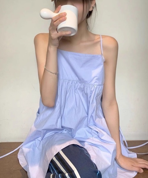 gossip!ロサンゼルス(ゴシップロサンゼルス)の「サイドポケット フレアキャミソール(キャミソール・レディース・ライトブルー/ブラック/ホワイト・FREE)」の3枚目の写真
