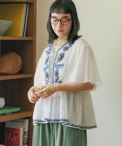 niko and...（ニコアンド）の「インド刺繍Vネックブラウス（シャツ/ブラウス・レディース・オフホワイト/ブラック/ライトブルー・FREE）」の12枚目の写真