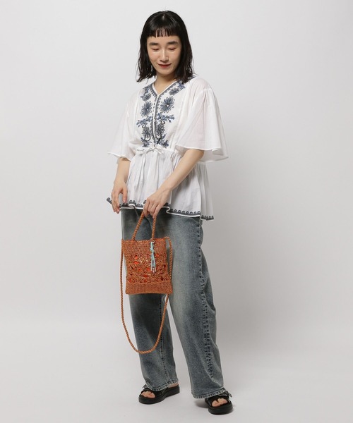 niko and ｜インド刺繍Vネックブラウス | Rakuten Fashion