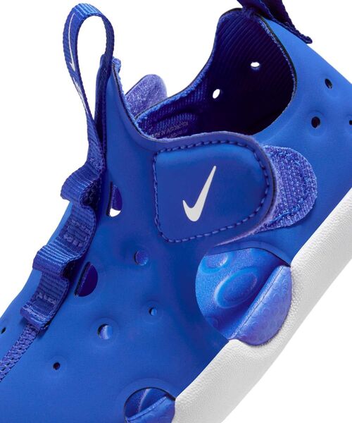 NIKE（ナイキ）の「ナイキ サンレイ プロテクト 4 ベビーサンダル / Nike Sunray Protect 4 Baby/Toddler Sandals HF6278-400 Game Royal（サンダル・キッズ・ロイヤルブルー・11/12/13/14/15 /16/9/8/10）」の2枚目の写真