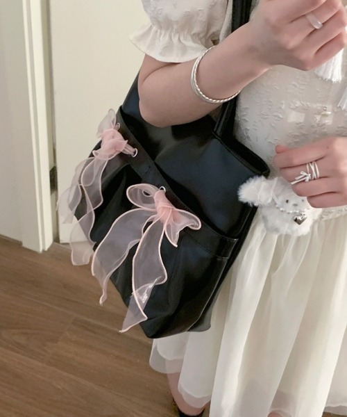 gossip!ロサンゼルス(ゴシップロサンゼルス)の「Y2Kガーリー*リボン付き大容量トートバッグ(トートバッグ・レディース・ブラック/ピンク・FREE)」の5枚目の写真