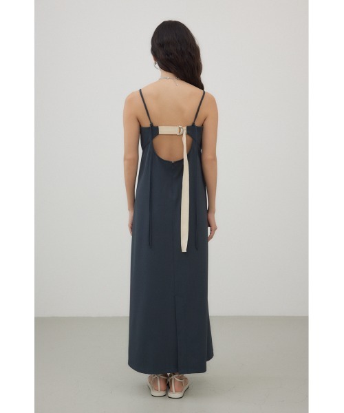 crie conforto（クリーコンフォルト）の「バックオープンベルトキャミワンピース（ワンピース・レディース・ブラウン/チャコールグレー・FREE）」の21枚目の写真