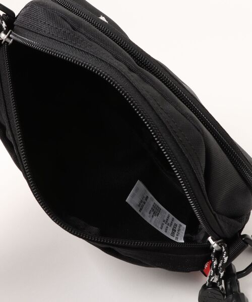 CHUMS（チャムス）の「CHUMS/チャムス ショルダーバック リサイクルショルダーポーチ CH60-3966（ショルダーバッグ・メンズ・ブラック・FREE）」の13枚目の写真