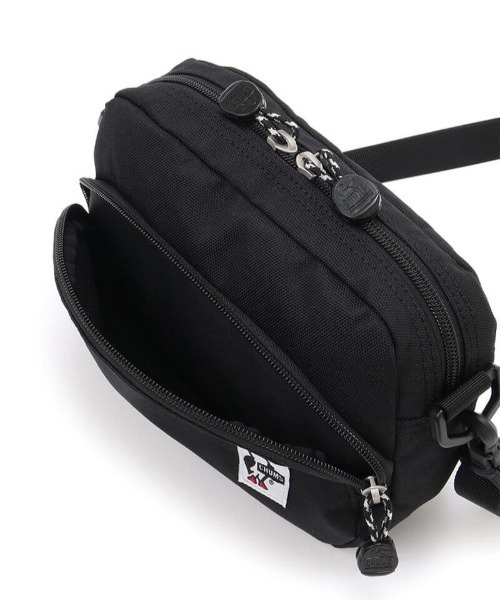 CHUMS（チャムス）の「CHUMS/チャムス ショルダーバック リサイクルショルダーポーチ CH60-3966（ショルダーバッグ・メンズ・ブラック・FREE）」の5枚目の写真