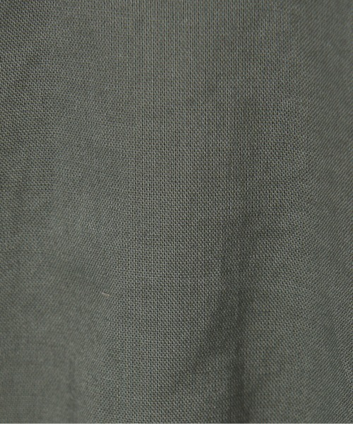 HELIOPOLE（エリオポール）の「COTTON LAWN OFF SHOULDER BLOUSE（シャツ/ブラウス・レディース・カーキ/ネイビー・38）」の8枚目の写真