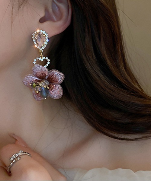 Cornu のビジューピンクピアス 7376594a81ff2e0e24d03dce0a8fda