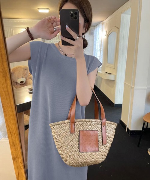MILAE（ミレ）の「フレンチスリーブロングワンピース（ワンピース・レディース・モカ/オフホワイト/ブルー/ブラック/ベージュ・FREE）」の20枚目の写真