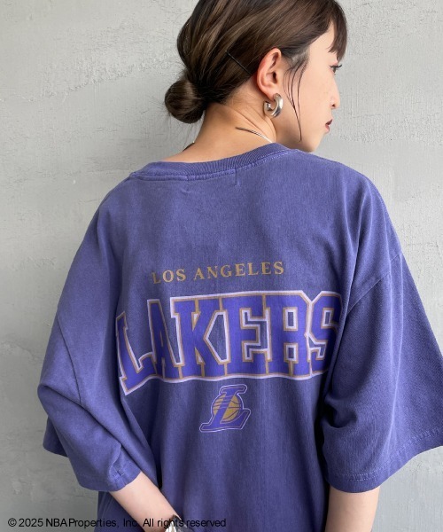 OFF THE COURT by NBA（オフザコートバイエヌビーエー）の「[OFF THE COURT by NBA/オフ・ザ・コート バイ NBA] 別注 プリントＴシャツ（Tシャツ/カットソー・レディース・I/B/G/A/H/E/F/C/D・S/M/L/XL）」の8枚目の写真