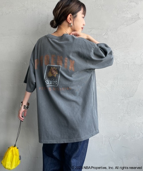 OFF THE COURT by NBA（オフザコートバイエヌビーエー）の「[OFF THE COURT by NBA/オフ・ザ・コート バイ NBA] 別注 プリントＴシャツ（Tシャツ/カットソー・レディース・I/B/G/A/H/E/F/C/D・S/M/L/XL）」の14枚目の写真