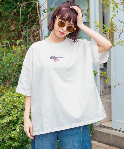 anap mimpi(アナップミンピ)の「国旗ロゴ ワンポイント刺繍ビッグTシャツ(Tシャツ/カットソー・レディース・オフホワイト/グレー/ネイビー・FREE)」の2枚目の写真