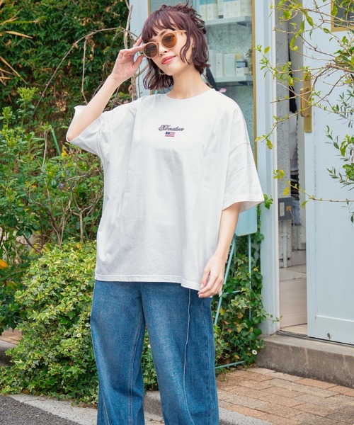 anap mimpi(アナップミンピ)の「国旗ロゴ ワンポイント刺繍ビッグTシャツ(Tシャツ/カットソー・レディース・オフホワイト/グレー/ネイビー・FREE)」の5枚目の写真
