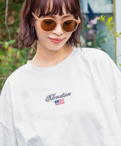 anap mimpi(アナップミンピ)の「国旗ロゴ ワンポイント刺繍ビッグTシャツ(Tシャツ/カットソー・レディース・オフホワイト/グレー/ネイビー・FREE)」の6枚目の写真