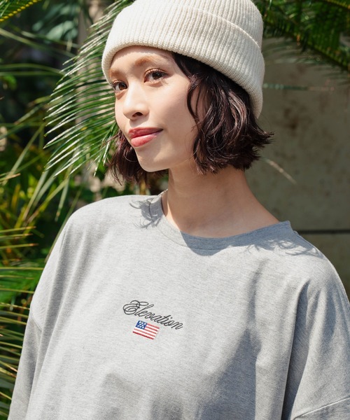 anap mimpi(アナップミンピ)の「国旗ロゴ ワンポイント刺繍ビッグTシャツ(Tシャツ/カットソー・レディース・オフホワイト/グレー/ネイビー・FREE)」の13枚目の写真
