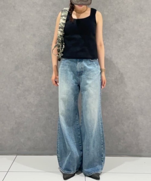 SLY(スライ)の「SQUARE NECK CUP IN TANK スクエアネック カップイン タンク 夏服 ノースリーブ(タンクトップ・レディース・ホワイト/ライトパープル/ブラック・FREE)」の17枚目の写真