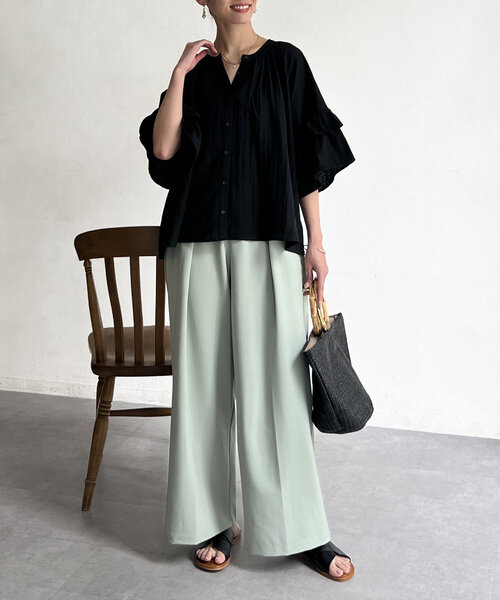 Chez toi(シェトワ)の「【体型カバー】【紫外線&冷房対策】袖フレア2WAYブラウス(シャツ/ブラウス・レディース・ホワイト/ブラウン/グリーン/ブラック・FREE)」の5枚目の写真