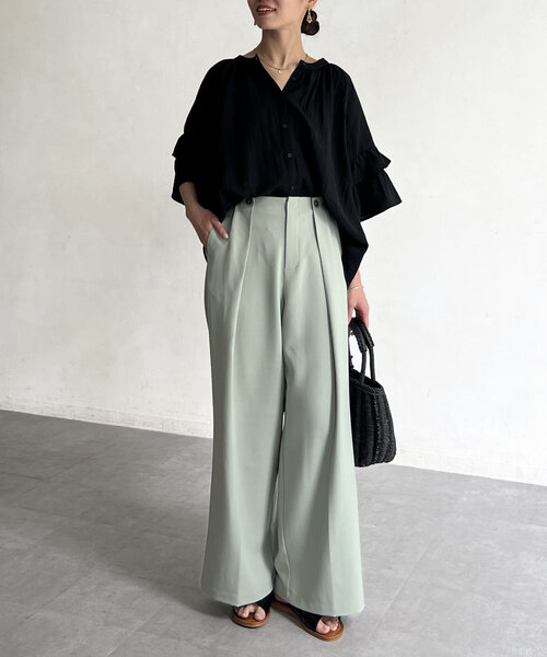 Chez toi(シェトワ)の「【体型カバー】【紫外線&冷房対策】袖フレア2WAYブラウス(シャツ/ブラウス・レディース・ホワイト/ブラウン/グリーン/ブラック・FREE)」の6枚目の写真