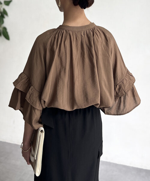 Chez toi(シェトワ)の「【体型カバー】【紫外線&冷房対策】袖フレア2WAYブラウス(シャツ/ブラウス・レディース・ホワイト/ブラウン/グリーン/ブラック・FREE)」の15枚目の写真