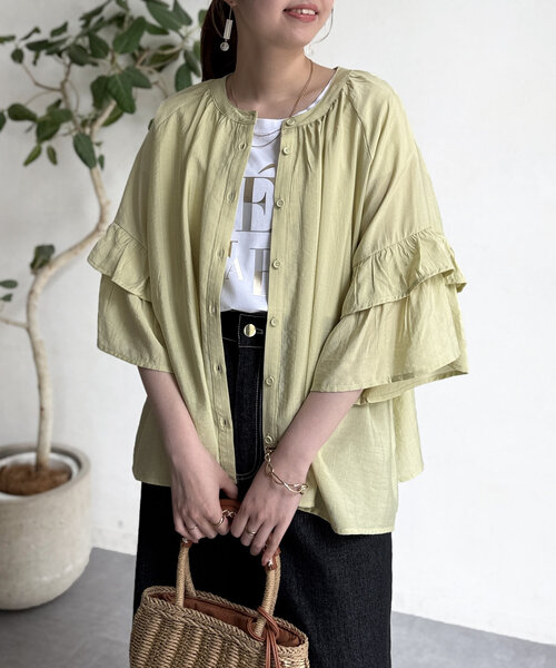 Chez toi(シェトワ)の「【体型カバー】【紫外線&冷房対策】袖フレア2WAYブラウス(シャツ/ブラウス・レディース・ホワイト/ブラウン/グリーン/ブラック・FREE)」の20枚目の写真