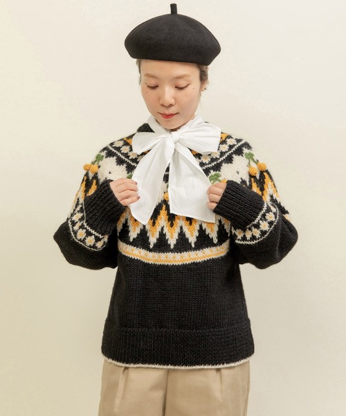 ネパールハンドニット 求心さくらんぼ刺繍カーディガン（カーディガン