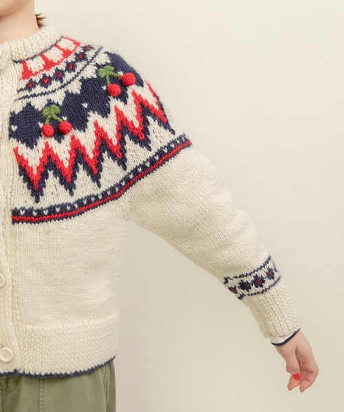 ネパールハンドニット 求心さくらんぼ刺繍カーディガン（カーディガン