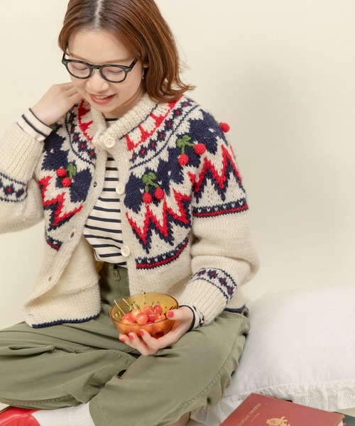 CHILD WOMAN（チャイルドウーマン）の「ネパールハンドニット 求心さくらんぼ刺繍カーディガン（カーディガン/ボレロ・レディース・ブラック/アイボリー・FREE）」の19枚目の写真