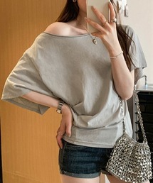 ラグランスリーブワンショルダーTシャツ